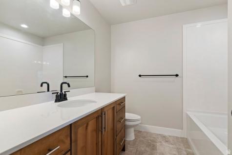 1161 W 325 N Clearfield UT 84015