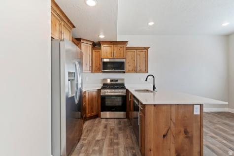 1161 W 325 N Clearfield UT 84015