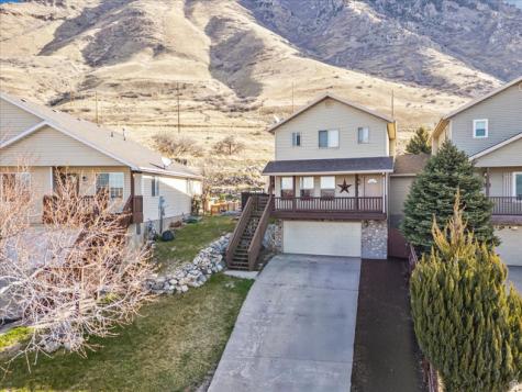 1404 N Spring Mountain Road E Springville UT 84663