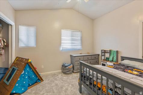 1404 N Spring Mountain Road E Springville UT 84663