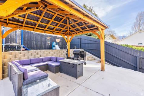 1404 N Spring Mountain Road E Springville UT 84663