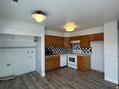 4509 W 3080 S West Valley City UT 84120