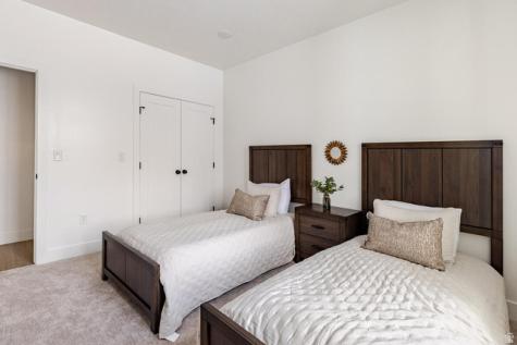5846 N Jeeder Drive Mountain Green UT 84050