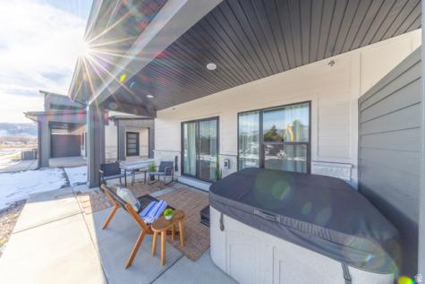5846 N Jeeder Drive Mountain Green UT 84050