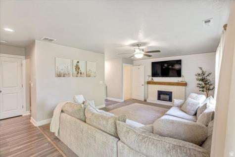 1014 N 120 E Santaquin UT 84655