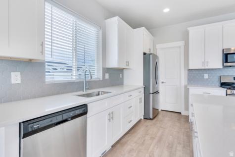 7632 S Waverly Lane West Jordan UT 84084
