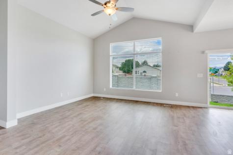 7632 S Waverly Lane West Jordan UT 84084