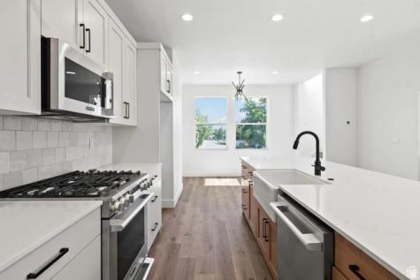 545 E 7215 S Midvale UT 84047