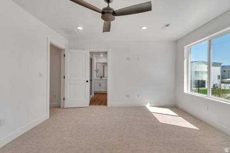 663 E Ryegrass Drive Eagle Mountain UT 84005