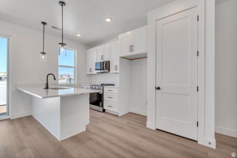 663 E Ryegrass Drive Eagle Mountain UT 84005