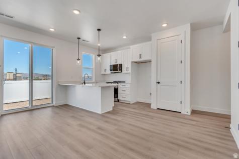663 E Ryegrass Drive Eagle Mountain UT 84005
