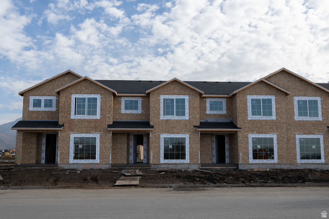 512 W 1875 N Harrisville UT 84404