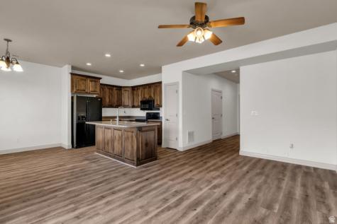 902 W 260 S Pleasant Grove UT 84062