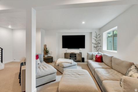 11348 S Silver Pond Drive South Jordan UT 84009