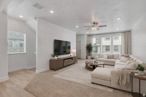 51 E 775 S Springville UT 84663