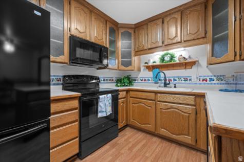 1658 E 1450 S Ogden UT 84404