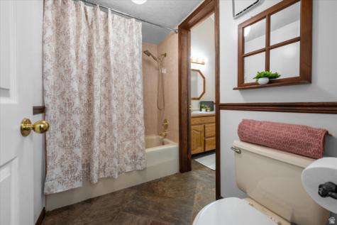 1658 E 1450 S Ogden UT 84404