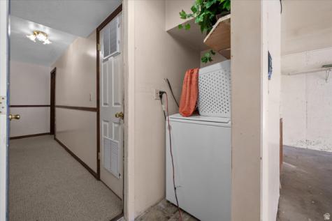 1658 E 1450 S Ogden UT 84404