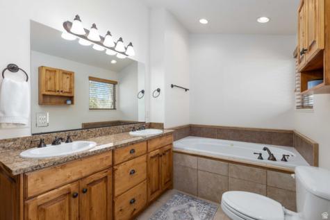 5168 E Fairview Loop Eden UT 84310