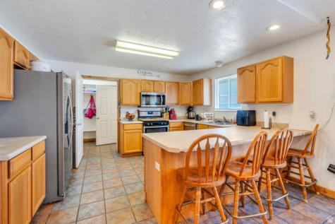674 W 300 S Payson UT 84651