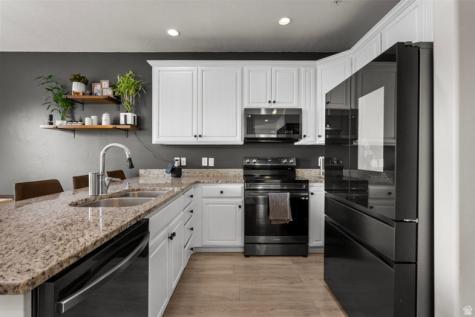 152 S 930 E American Fork UT 84003