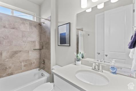 2343 E Escondido Drive Washington UT 84780