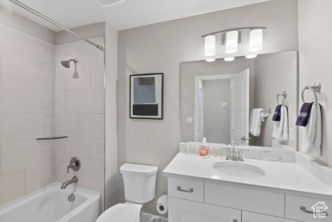 2343 E Escondido Drive Washington UT 84780