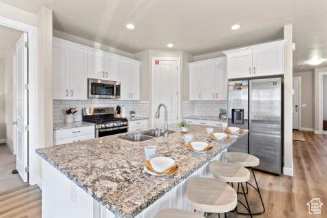 2343 E Escondido Drive Washington UT 84780