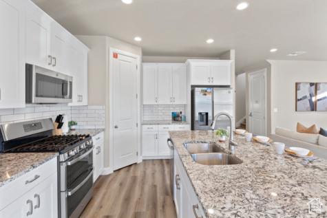 2343 E Escondido Drive Washington UT 84780