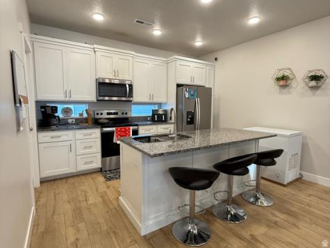 462 E 625 S Clearfield UT 84015