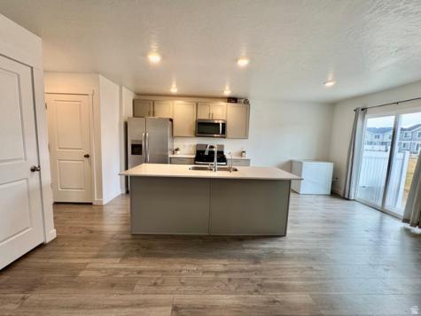 1051 Merchant Road Saratoga Springs UT 84043