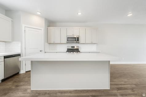 5249 N Evergreen Way Eagle Mountain UT 84005