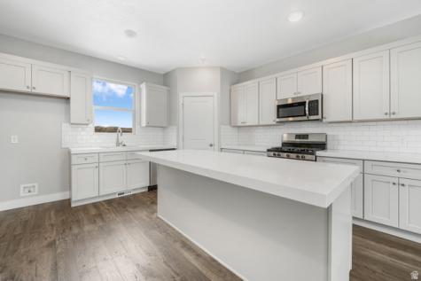 5249 N Evergreen Way Eagle Mountain UT 84005