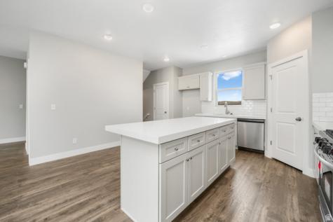 5249 N Evergreen Way Eagle Mountain UT 84005
