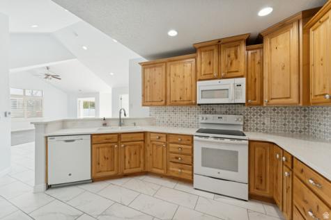 877 W 1920 S Syracuse UT 84075