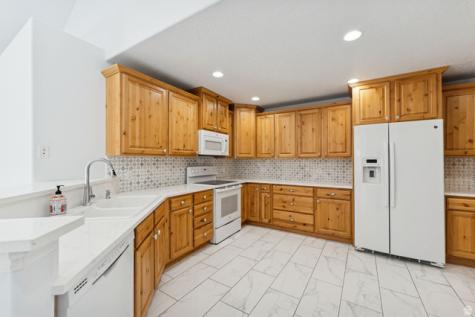 877 W 1920 S Syracuse UT 84075