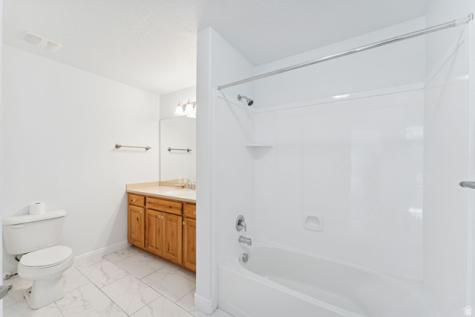 877 W 1920 S Syracuse UT 84075
