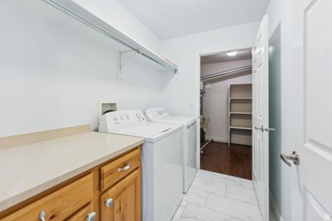 877 W 1920 S Syracuse UT 84075