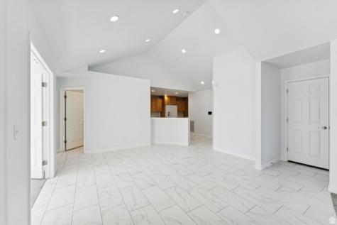 877 W 1920 S Syracuse UT 84075