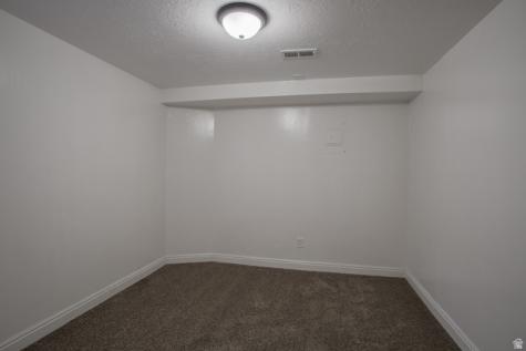 513 N 400 E Bountiful UT 84010