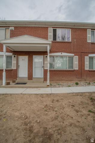 513 N 400 E Bountiful UT 84010