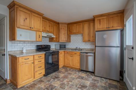 513 N 400 E Bountiful UT 84010