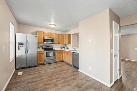 348 E 500 S Clearfield UT 84015