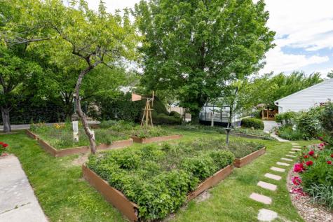 2212 E 4500 S Salt Lake City UT 84117