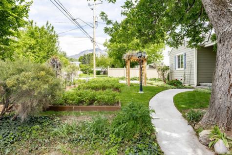 2212 E 4500 S Salt Lake City UT 84117