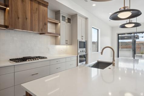 1409 N Puesta Del Sol Lane Washington UT 84780