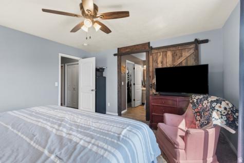 8042 N Clearwater Road W Eagle Mountain UT 84005