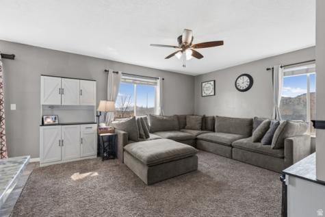8042 N Clearwater Road W Eagle Mountain UT 84005