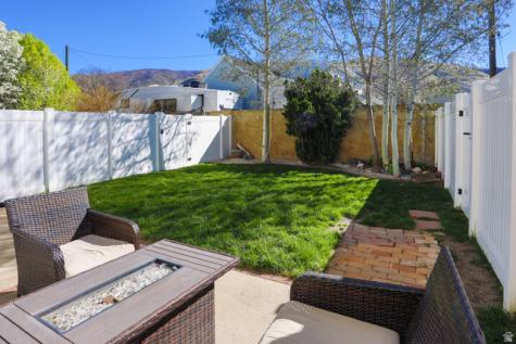 207 E 820 S Centerville UT 84014