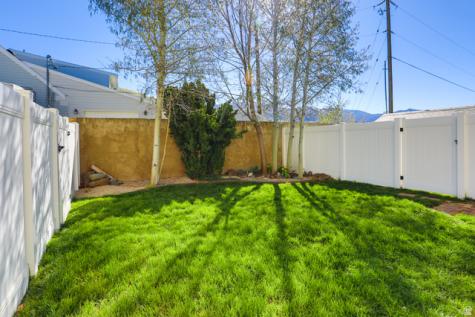 207 E 820 S Centerville UT 84014